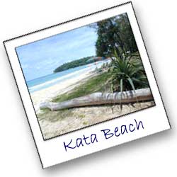 Kata Beach, a long sandy beach in a lagun that most of the time offer great swimming and is perfect for the families traveling to Phuket in Thailand